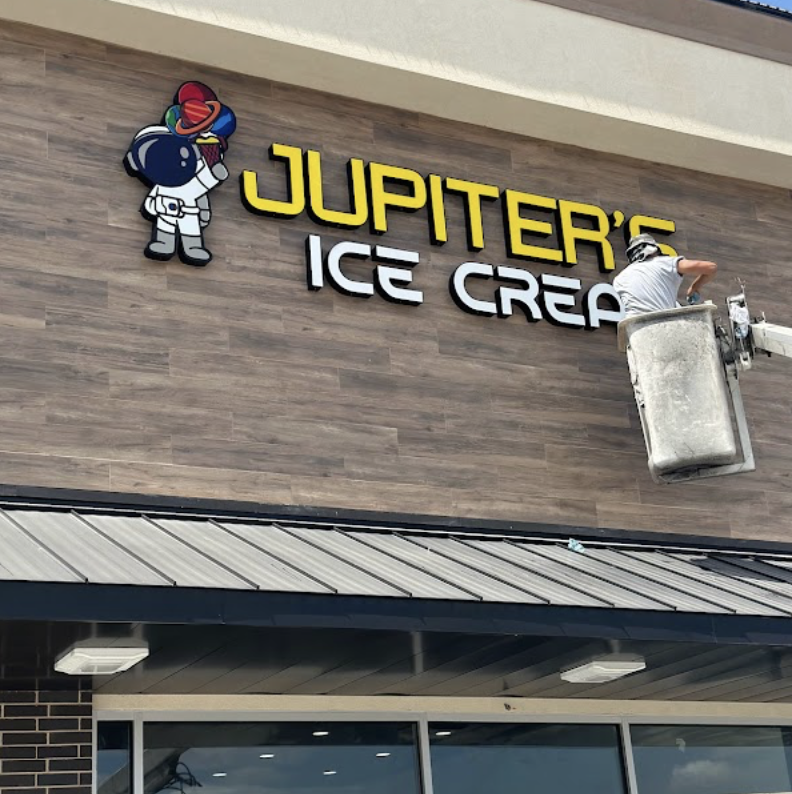 Jupiters ice cream signage